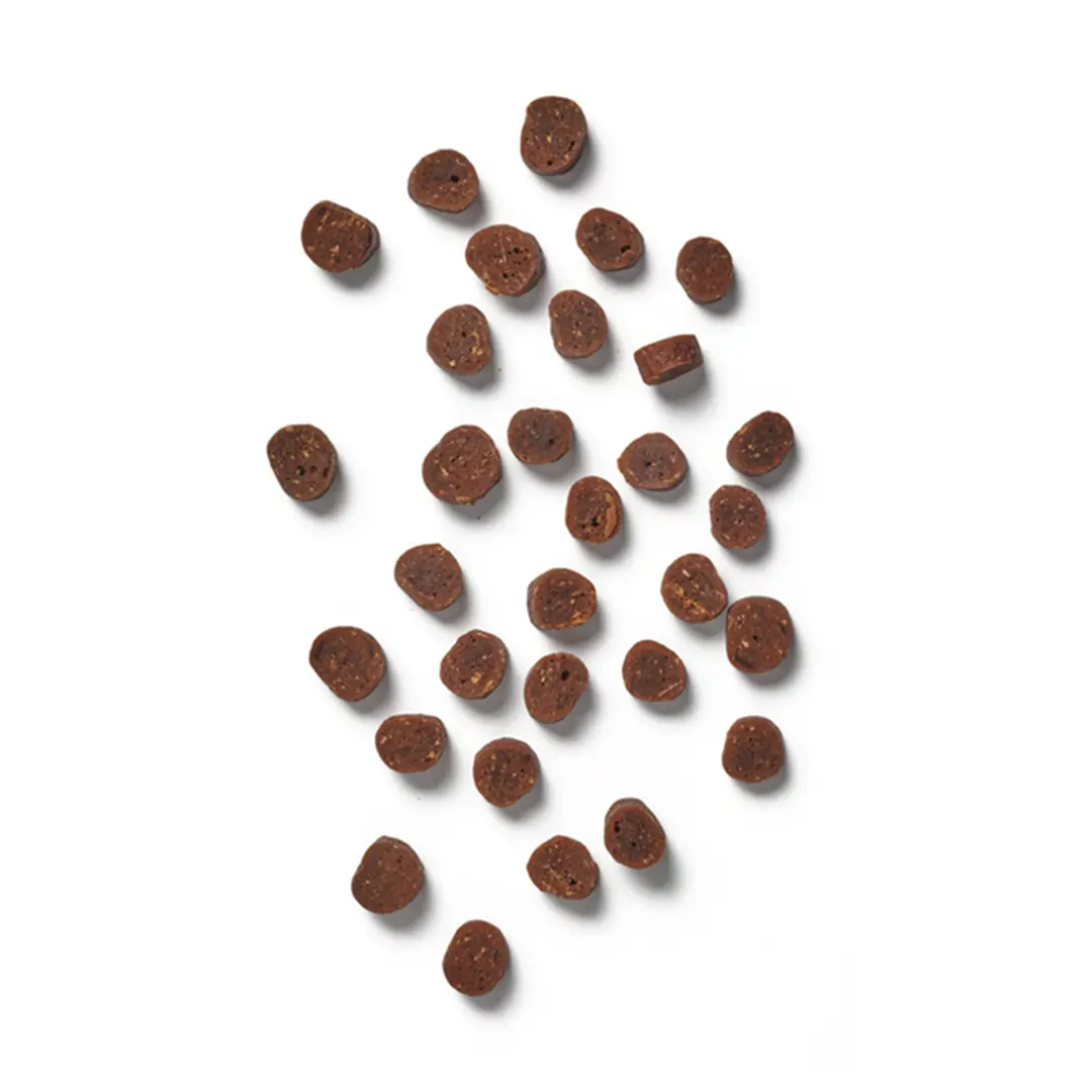 20.586 Cat Treats Diced Beef_PNG_achter